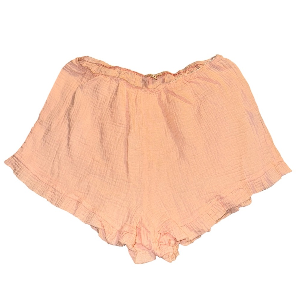 NWOT Peachy Pink POL Boutique Amber Ruffle Gauze Shorts Size Medium
